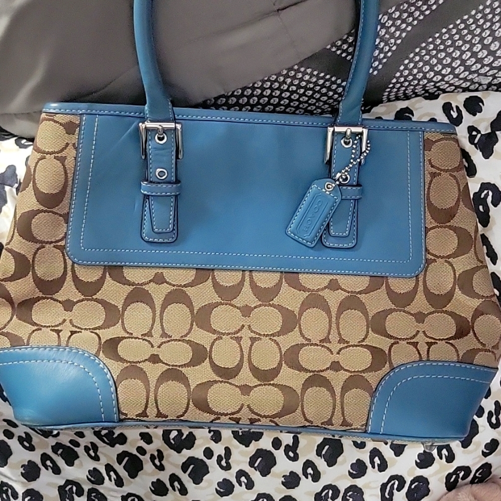 Coach blue shoulder bag